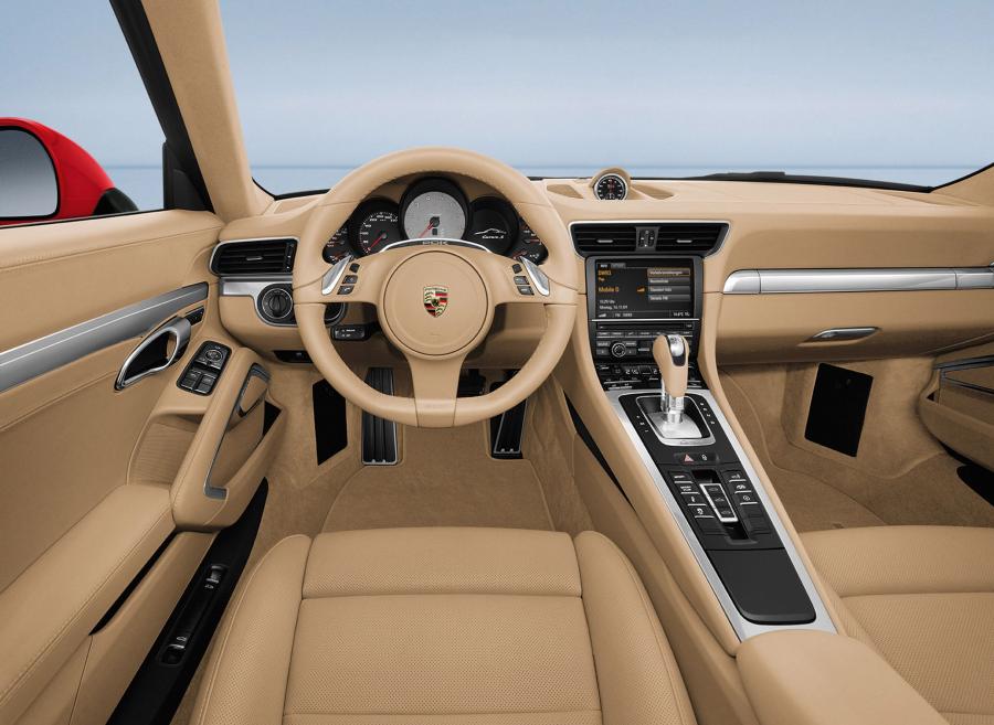  Porsche 911 Carrera 2011 года  (фото 26 из 47)